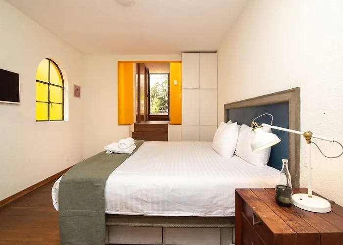 Casa Del Sol 4 Bedrooms Garden For 8 Guests *