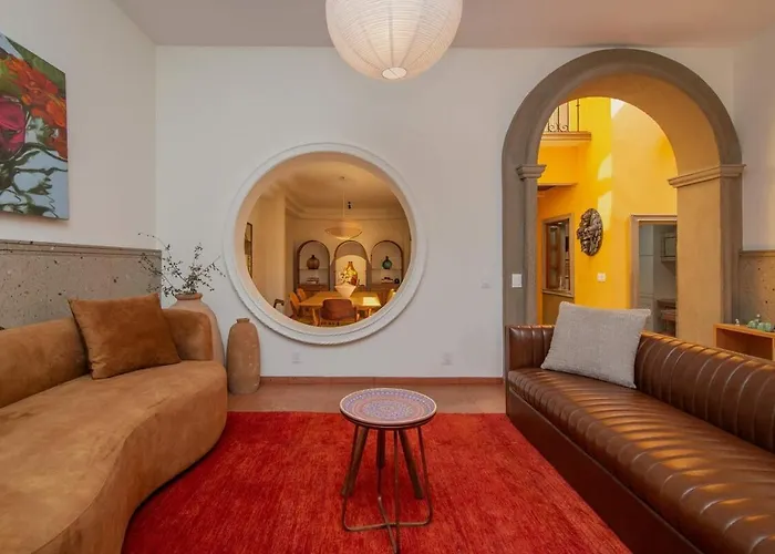 Apartment Casa Del Sol 4 Bedrooms Garden For 8 Guests *