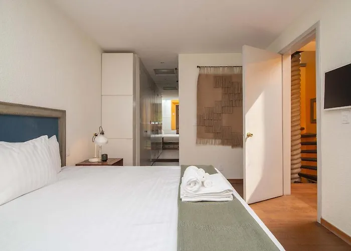Apartment Casa Del Sol 4 Bedrooms Garden For 8 Guests *